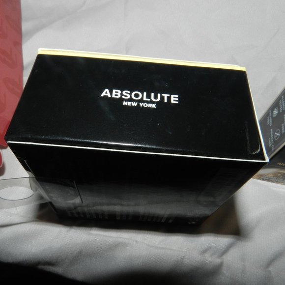 Absolute New York HD Flawless Setting Powder Brightening Banana - Picture 10 of 15